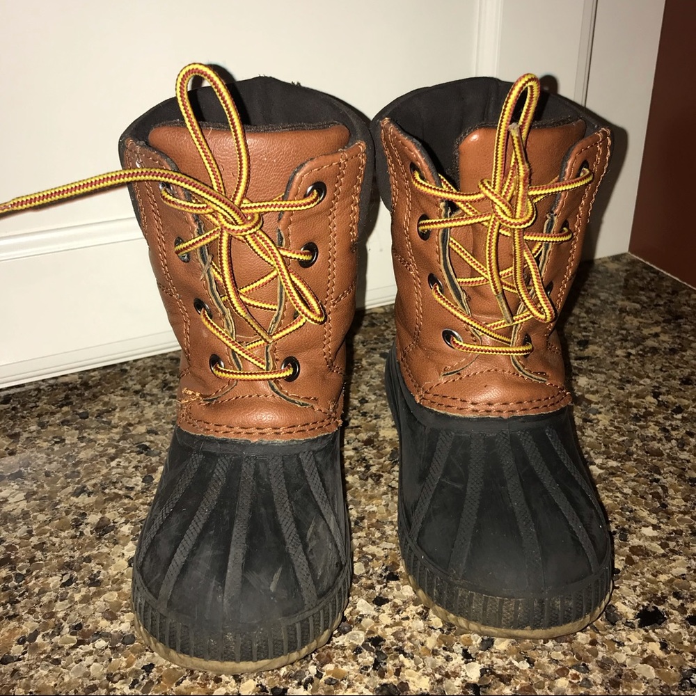 Baby GAP lace up boots size 9/10
